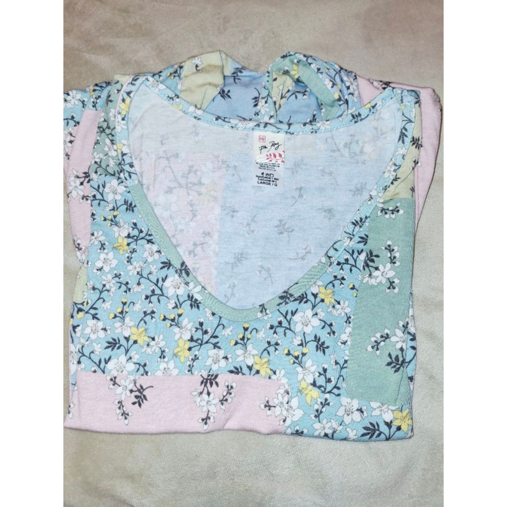 Fifth Ray Short Sleeve Tee L Blue Pink Floral Patchwork boho Cottagecore - Picture 5 of 6